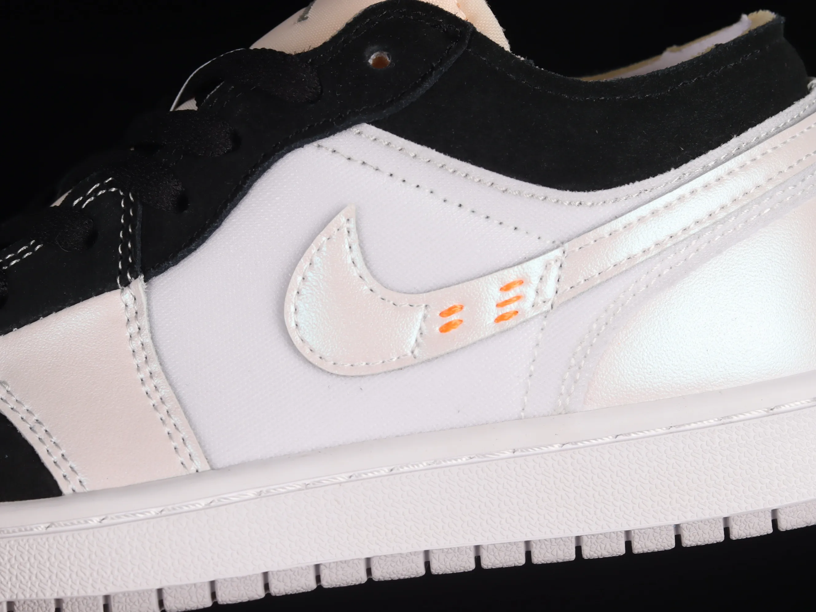 All categories Air Jordan Jordan series basketball shoes Air Jordan 1 Low Z version Air Jordan 1 Low AJ1 Joe 1 pearlescent white retro culture and leisure sports sneakers DN1635-102